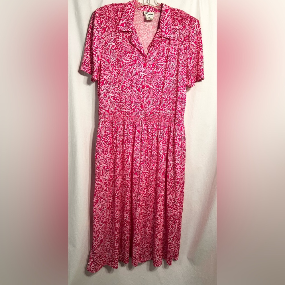WOMENS 12 PINK WHITE PAISLEY RUCHED SHOULDERS ELASTIC WAIST BUTTON FRONT DRESS